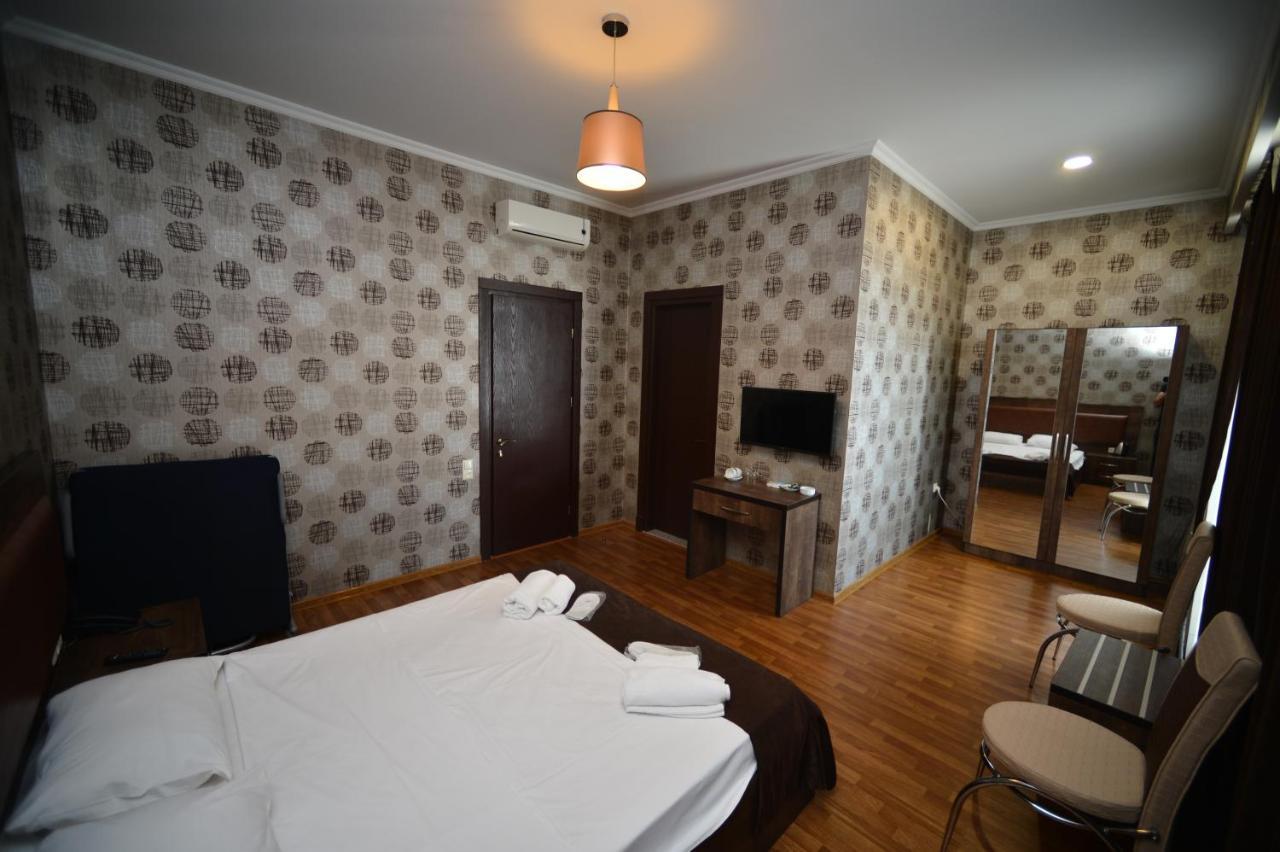 Green Hotel Batumi Exterior photo
