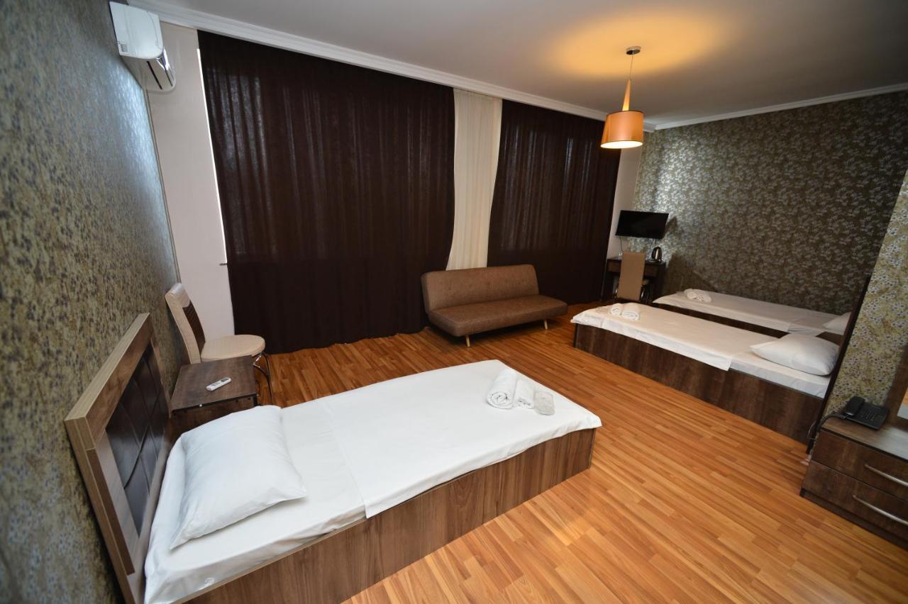 Green Hotel Batumi Exterior photo