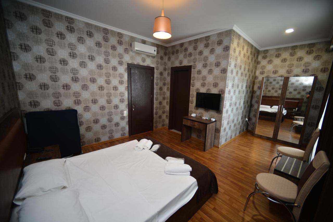 Green Hotel Batumi Exterior photo