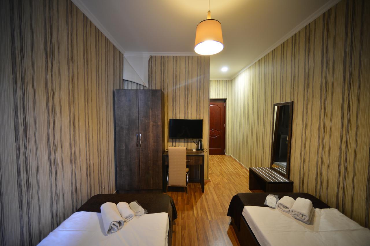 Green Hotel Batumi Exterior photo