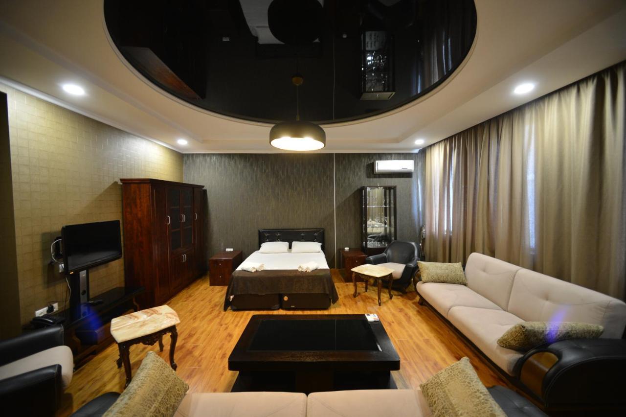 Green Hotel Batumi Exterior photo