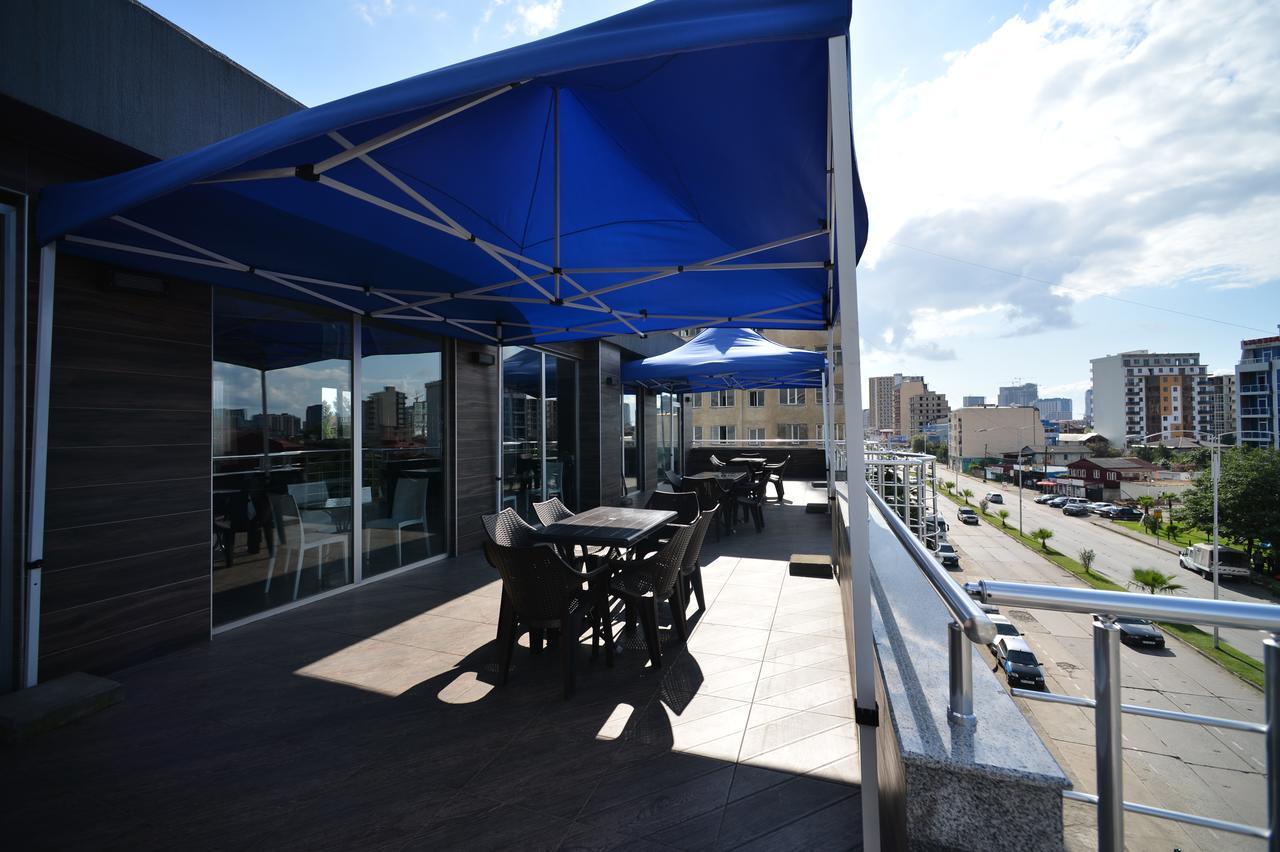 Green Hotel Batumi Exterior photo